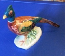 BESWICK pheasant with curved tail excellent condition
