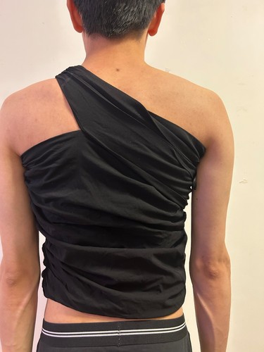 Zara one shoulder - one, black