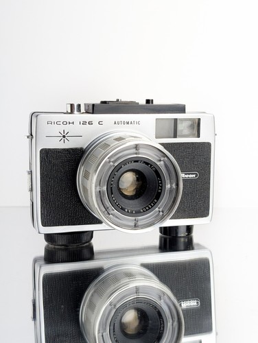 Ricoh 126c 35mm film camera - ricoh,