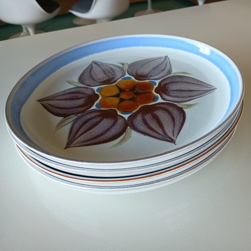 Denby chatsworth dinner plates - chatsworth,