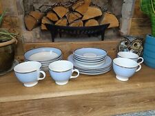 Royal Doulton Duck Egg With A