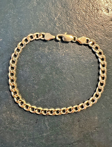 Broken vintage 9ct gold flat - broken:,
