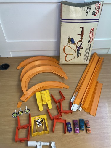 Hot wheels set - hot, 60s