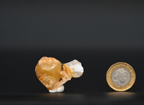 Citrin quartz cluster raw - quartz,