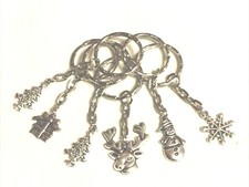 6 CHRISTMAS KEYRINGS ADVENT CALENDAR CRACKER STOCKING FILLER PARTY BAG FILLERS 