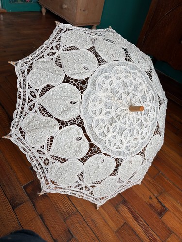 Vintage cream lace - lace, parasol