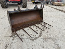 MX / CHILTON 5FT 3 BALE SPIKES / MANURE / MUCK FORK ON GRAYS BRACKETS TRACTOR LO