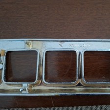 MGB GT 1800 FRONT SCUTTLE BONNET TRIM