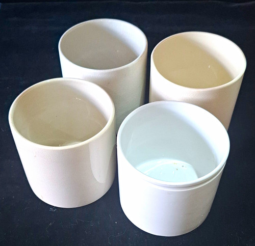 Old white glossy glazed - ,