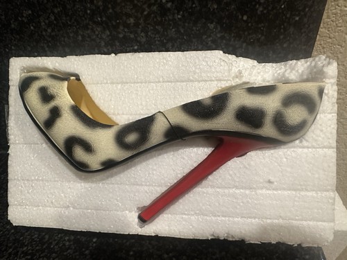 Stiletto high heel - shoe, wine
