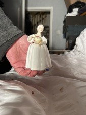 Royal Doulton Lady -Mandy