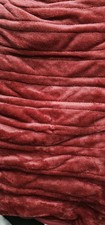 Cozee Home Faux Fur and Velvetsoft Heated Throw with 9 Heat Settings( Red)