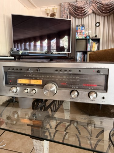 Luxman 1070 solid state - solid,