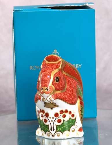 Royal crown derby - royal,