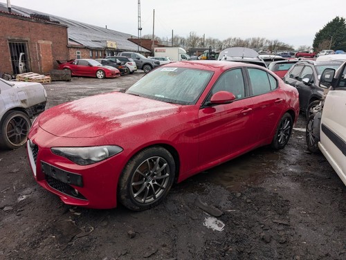 Alfa romeo giulia 952 - alfa,