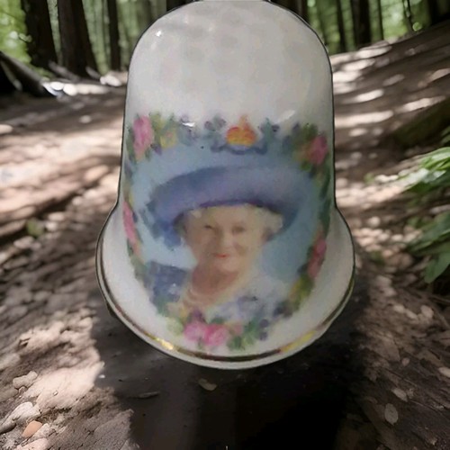 Royal commemorative thimble - royal,