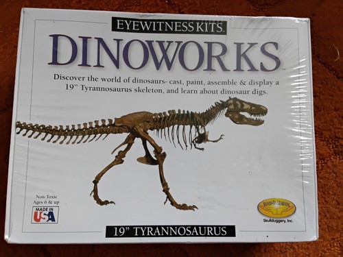 Dinosaur skeleton model