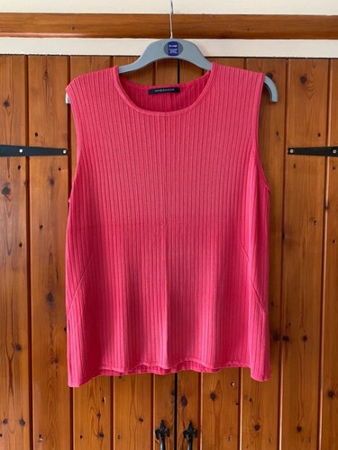 Windsmoor sleeveless top - sleeveless, size