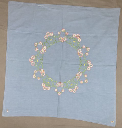Vintage hand embroidered - hand, blue