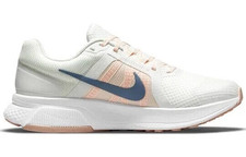 Nike Run Swift 2 Shoes Womens