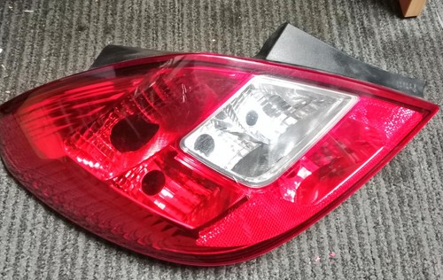 Vauxhall corsa 14 - vauxhall, d