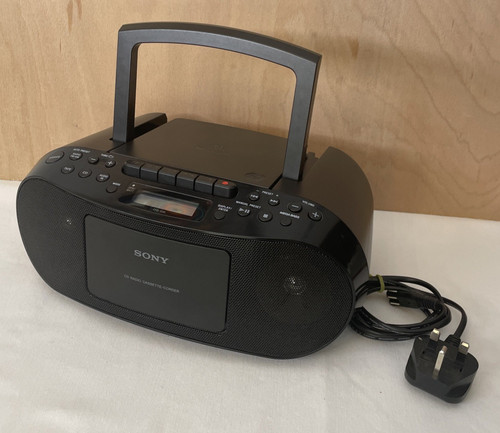 Sony radio cassette player - cassette, cd