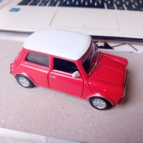 Burago 1969 mini cooper 30 - 1969,