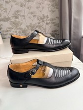 Kavatu Black Leather T-Bar