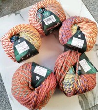 Cygnet Super Chunky Folly