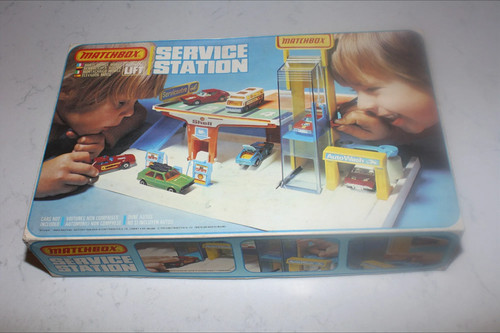 Matchbox service station - mg-2,