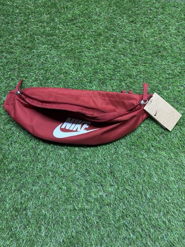 Brand new nike waist - new*,