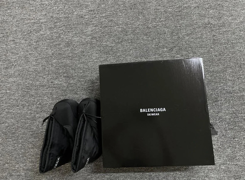Balenciaga ski wear box - , 44
