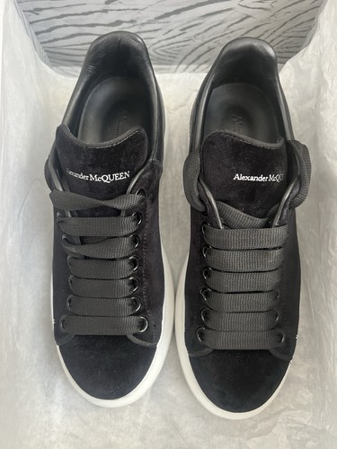 Authentic alexander mcqueen - authentic,
