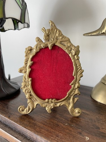Vintage oval photo frame - vintage,