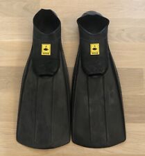 Vintage Technisub Flippers