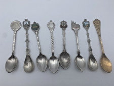 8 Souvenir Collectors Tea