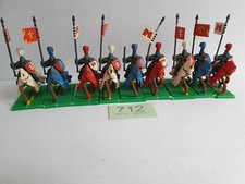 WARHAMMER FANTASY CAPARISON