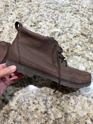 Vintage pair rockport - of,