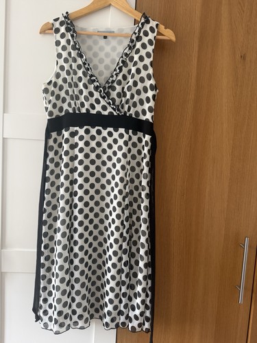 Red herring black - red, polka