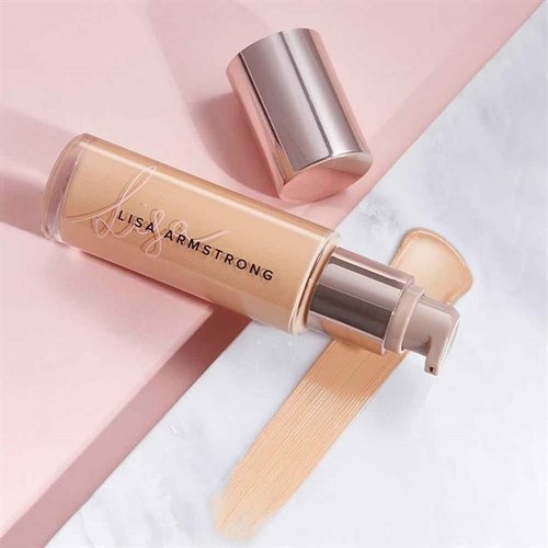 Brand new box avon - brand, lisa