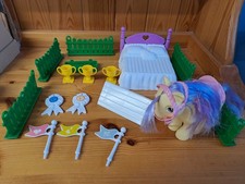My Little Pony G1 Lemon Drop + Show Stable Parts 1982 Hasbro Excellent Condition