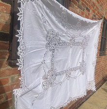 Large VTG Ivory Tablecloth Embroidered Flower Linen Crochet IRISH lace HANDMADE