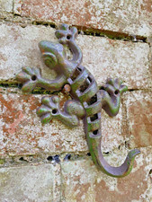 Cast Iron Lizard Gecko Wall