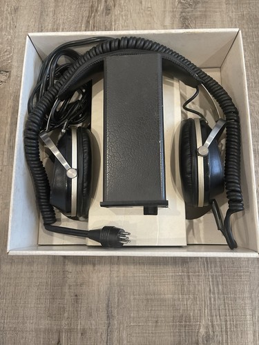 Vintage realistic radio shack - realistic,