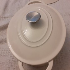 Kirkton House Cast Iron Oval Casserole Dish With Lid 29cm Beige enamel  