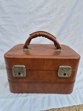 Cheney Vintage 60s Vanity Case