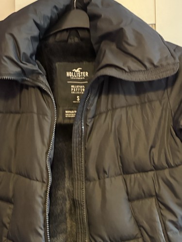 Hollister puffer jacket - hollister,