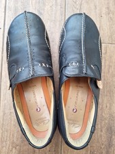 NEW Women's Black Clarks Nurses Clog Shoes Size 6, With RAISED R HEEL