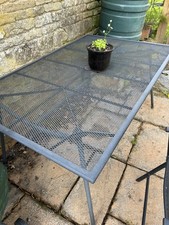 garden furniture set