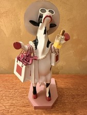CowParade “Alphadite, Goddess of Shopping” Figurine - Collectible World Studios